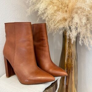 Steve Madden Brown Heeled Boots with High Thick Heel and Smooth Leather
